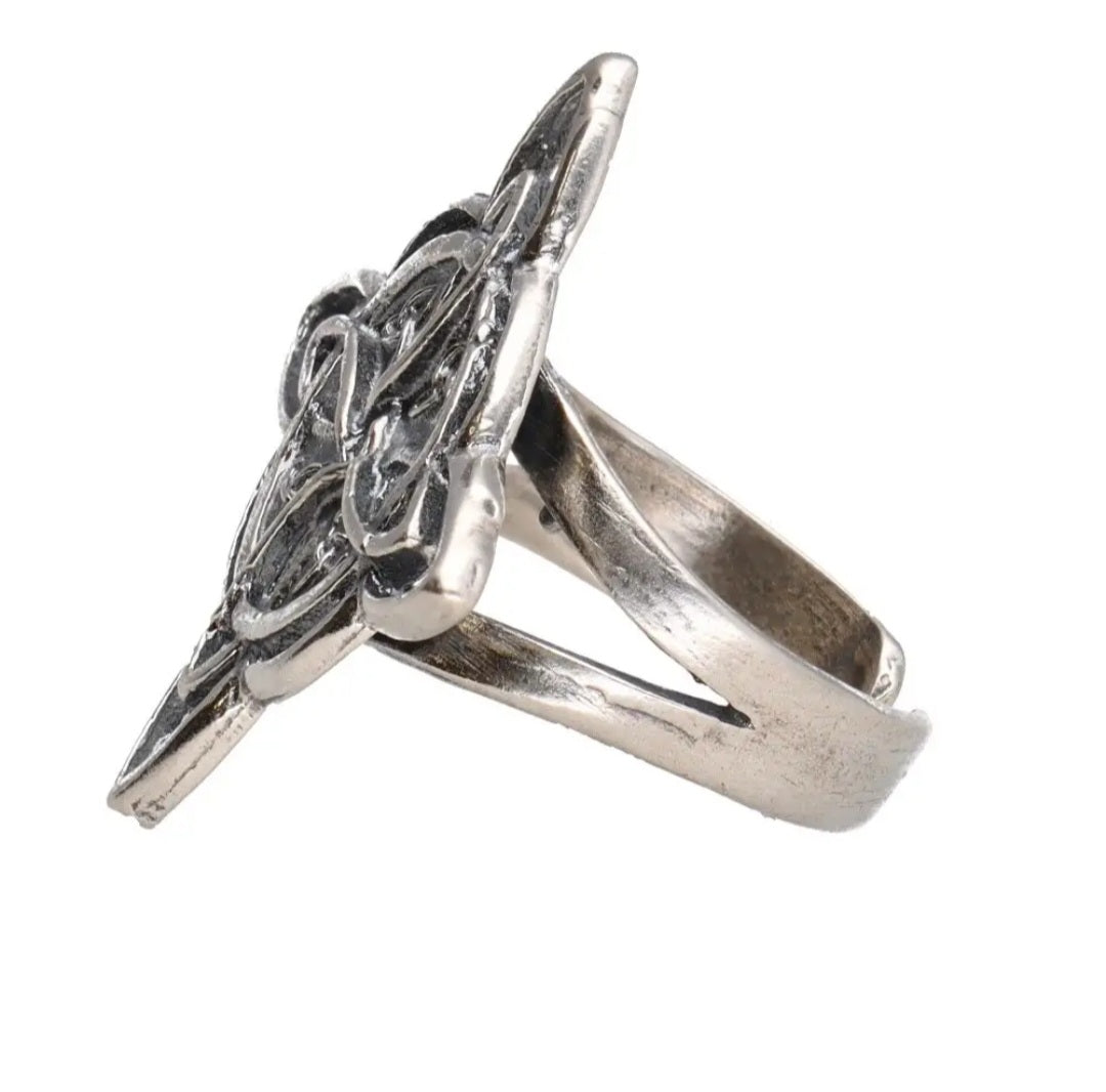Witch's Knot Ring Silver