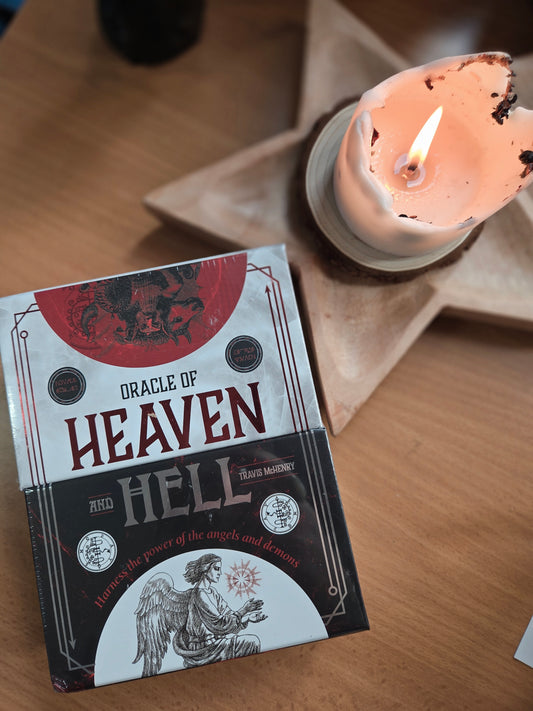Oracle/Tarot Of Heaven And Hell
Harness the Power of the Angels and Demons