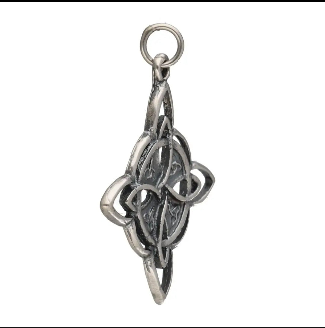Witch's Knot Pendant Silver